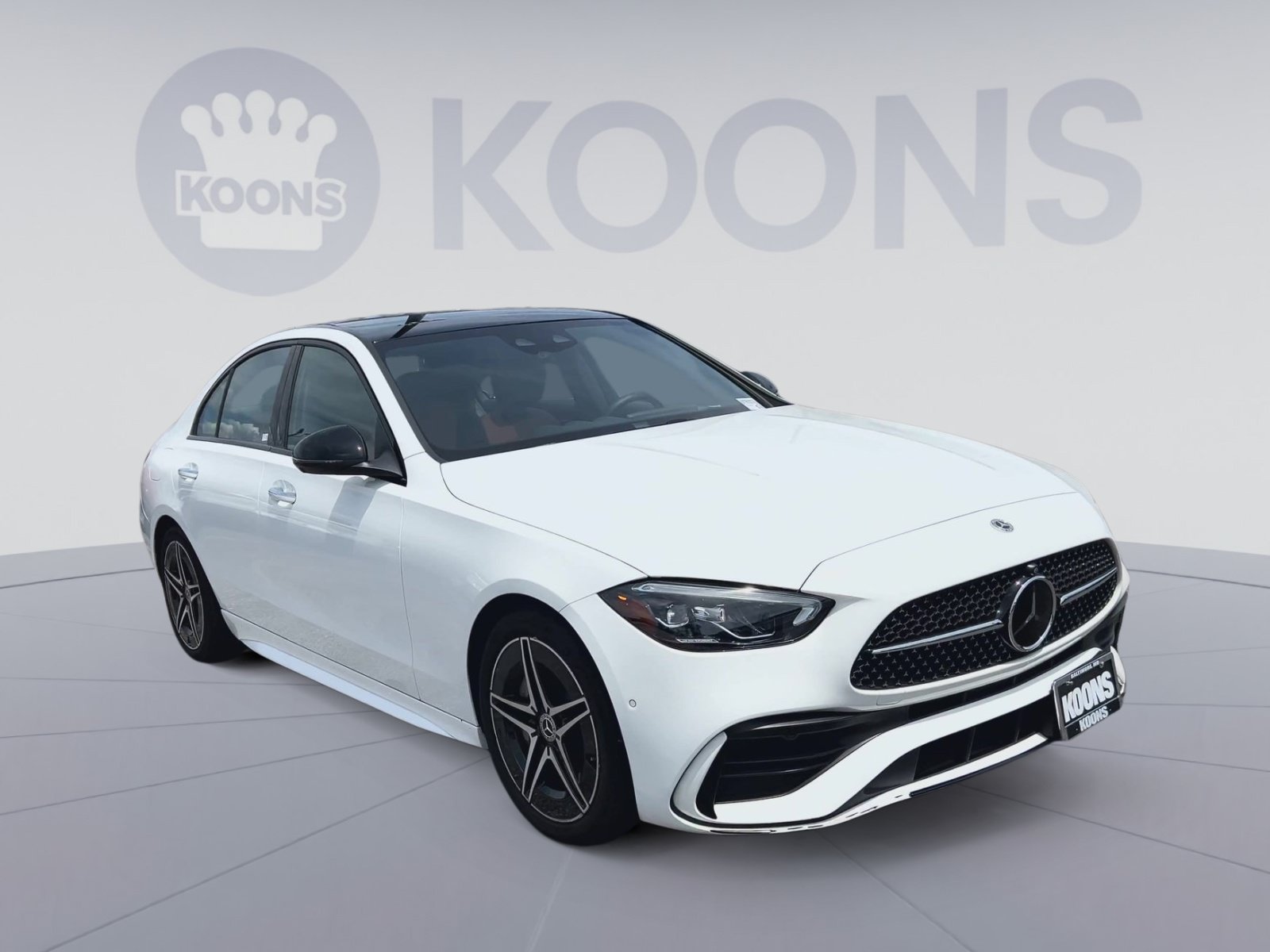 Used 2023 Mercedes-Benz C 300 4MATIC Sedan image 4