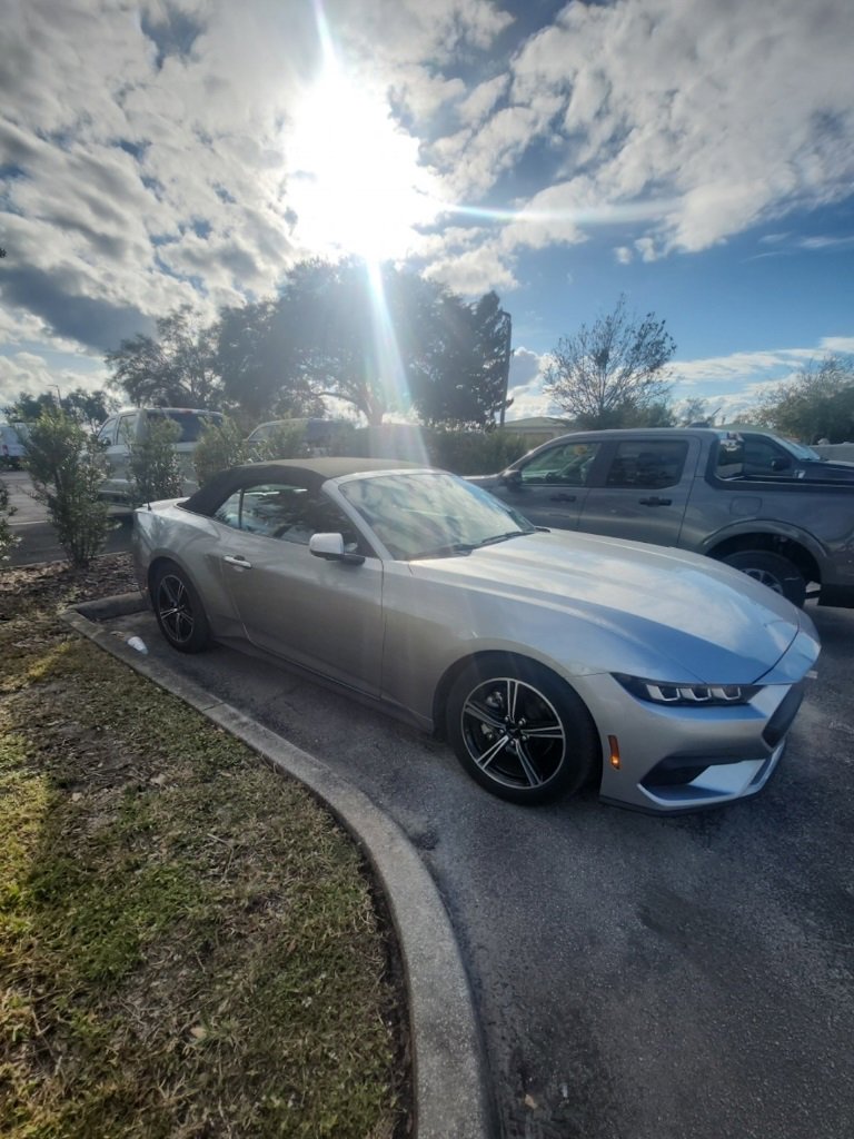 Certified 2024 Ford Mustang Premium image 4