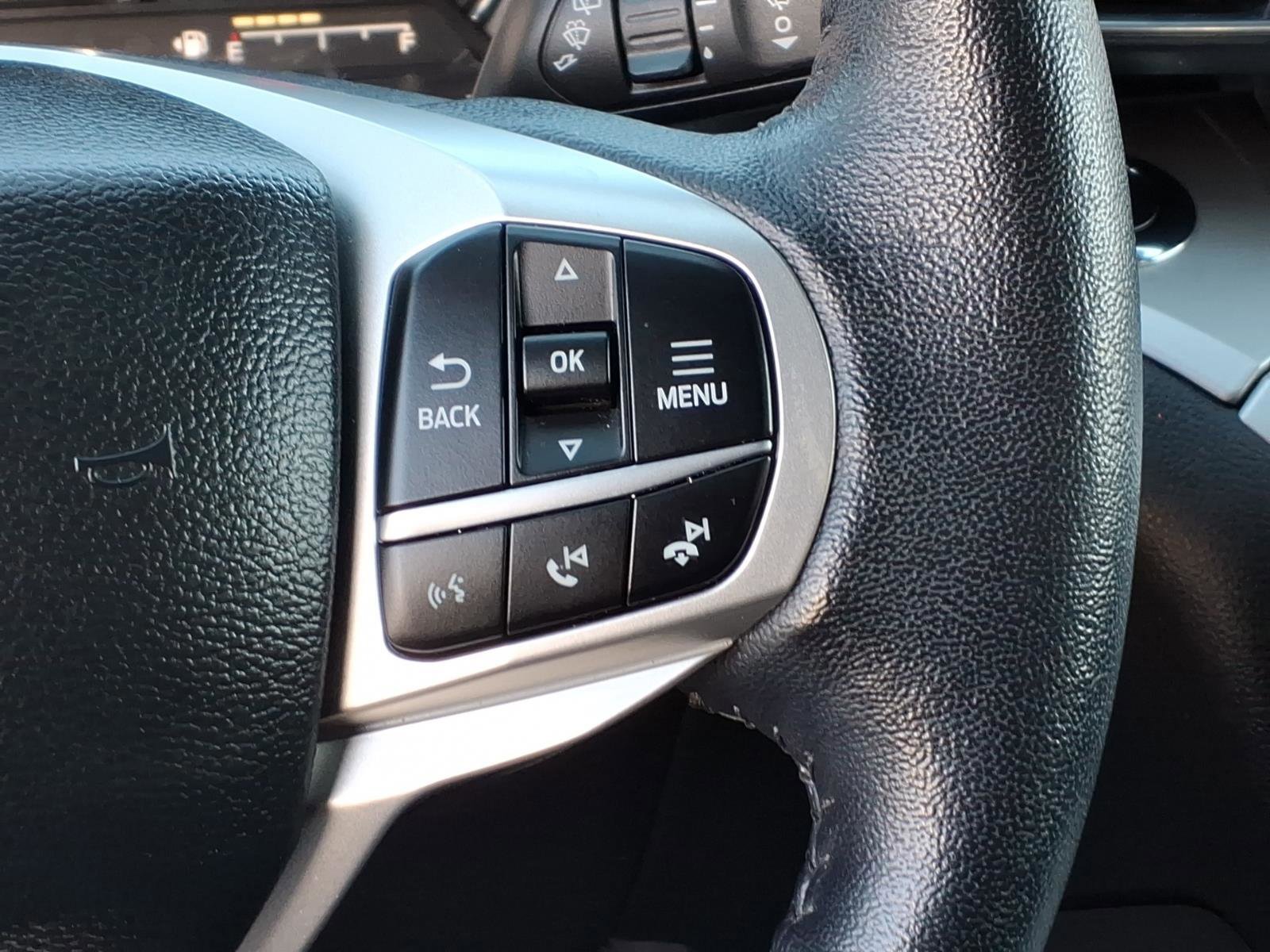 Certified 2022 Ford Explorer XLT w/ Equipment Group 202A image 23