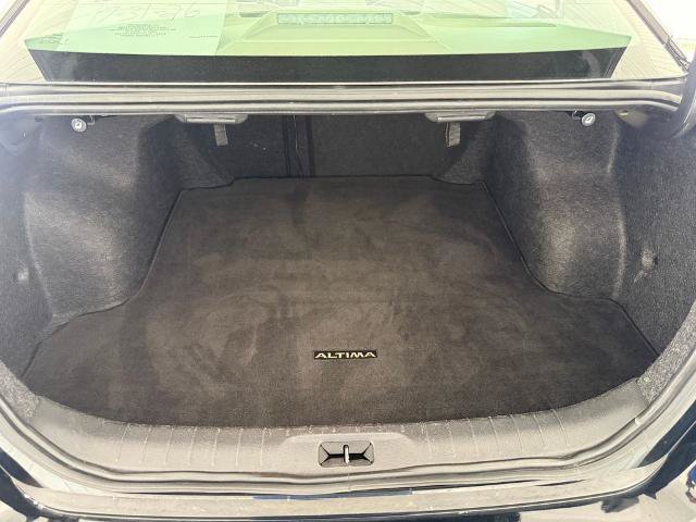 Used 2024 Nissan Altima 2.5 SV FWD image 27