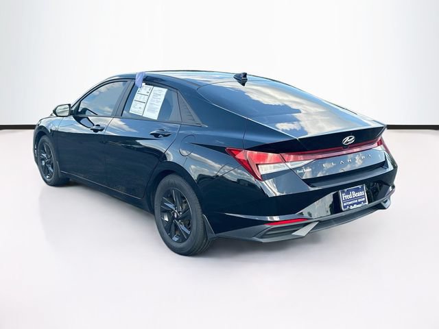 Used 2022 Hyundai Elantra SEL FWD image 6