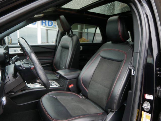 Certified 2022 Ford Explorer ST-Line w/ Class IV Trailer Tow Package AWD/4WD image 11