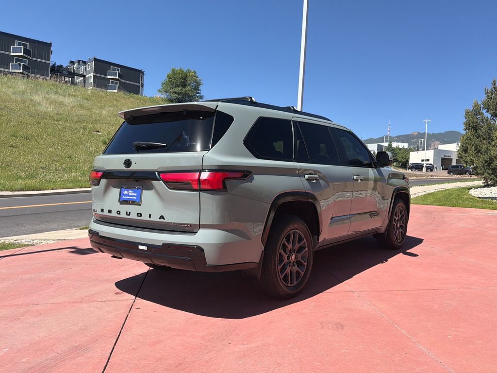 Used 2026 Toyota Sequoia Platinum AWD/4WD image 8