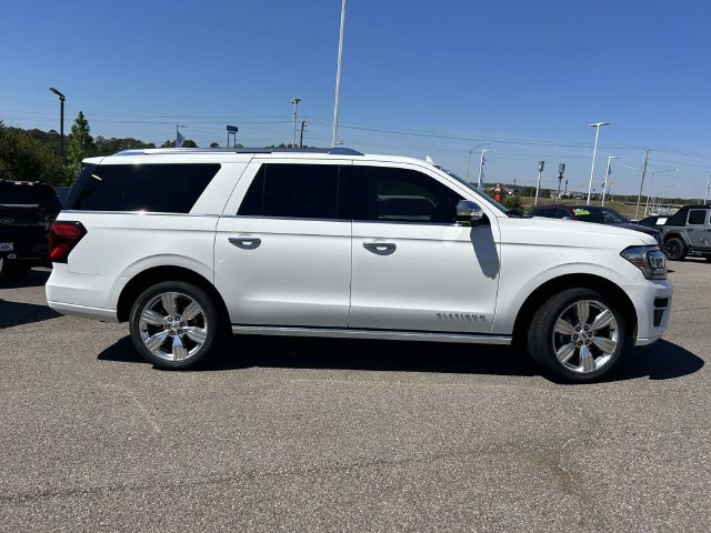Certified 2022 Ford Expedition Max Platinum AWD/4WD image 2