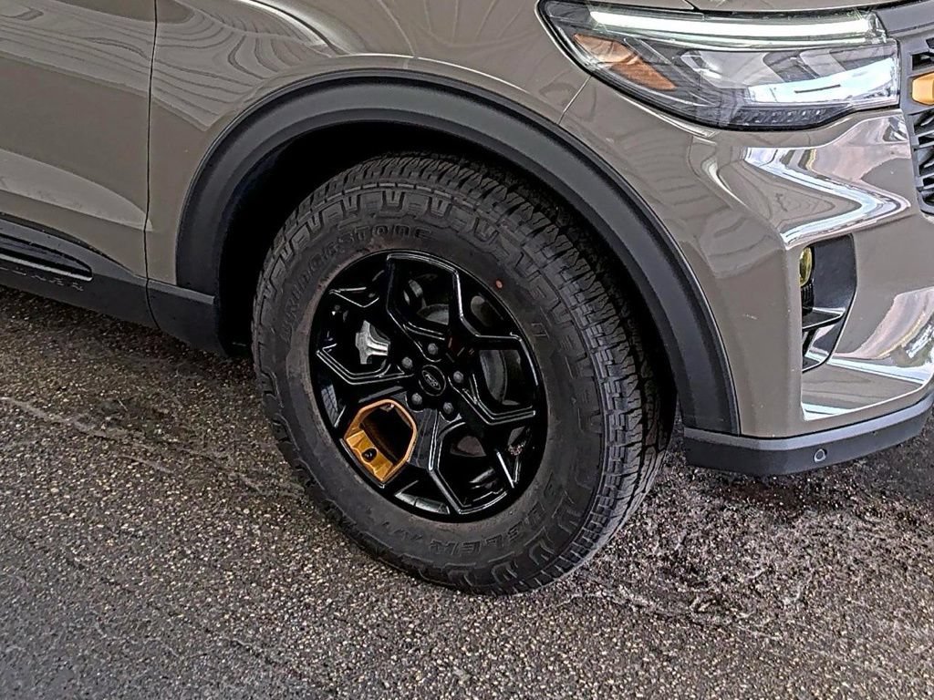 Certified 2026 Ford Explorer Tremor w/ Tremor Ultimate Package AWD/4WD image 6