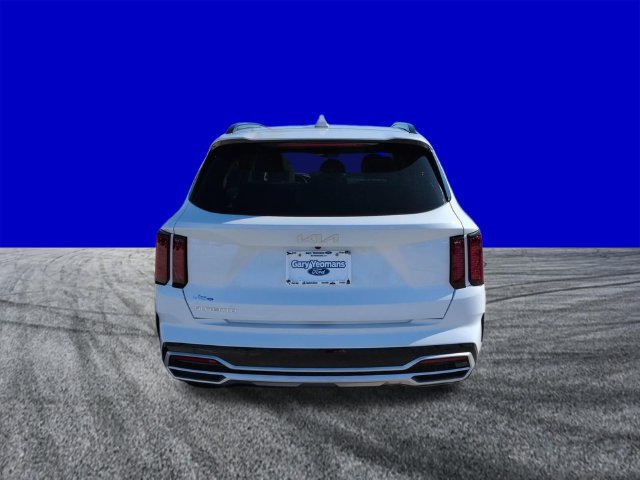 Used 2023 Kia Sorento S w/ Panoramic Sunroof Package FWD image 5