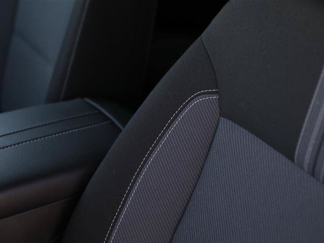 Used 2023 Chevrolet Blazer LT w/ Convenience Package FWD image 21