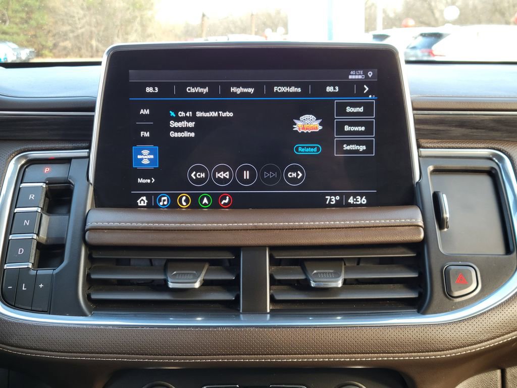 Used 2021 GMC Yukon XL SLT w/ Rear Media and Nav Package image 22