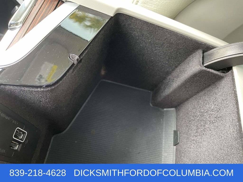 Used 2021 Volvo S60 T5 Momentum w/ Advanced Package image 28