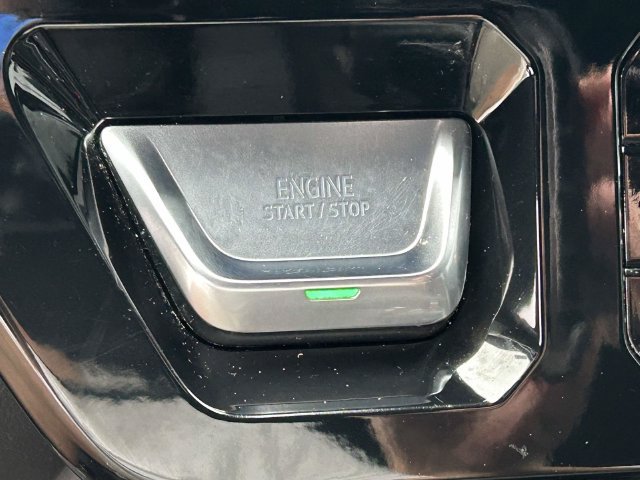 Used 2024 GMC Sierra 1500 AT4 w/ Technology Package AWD/4WD image 31