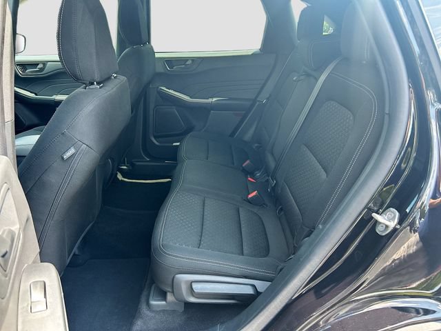 Certified 2025 Ford Escape Active AWD/4WD image 30