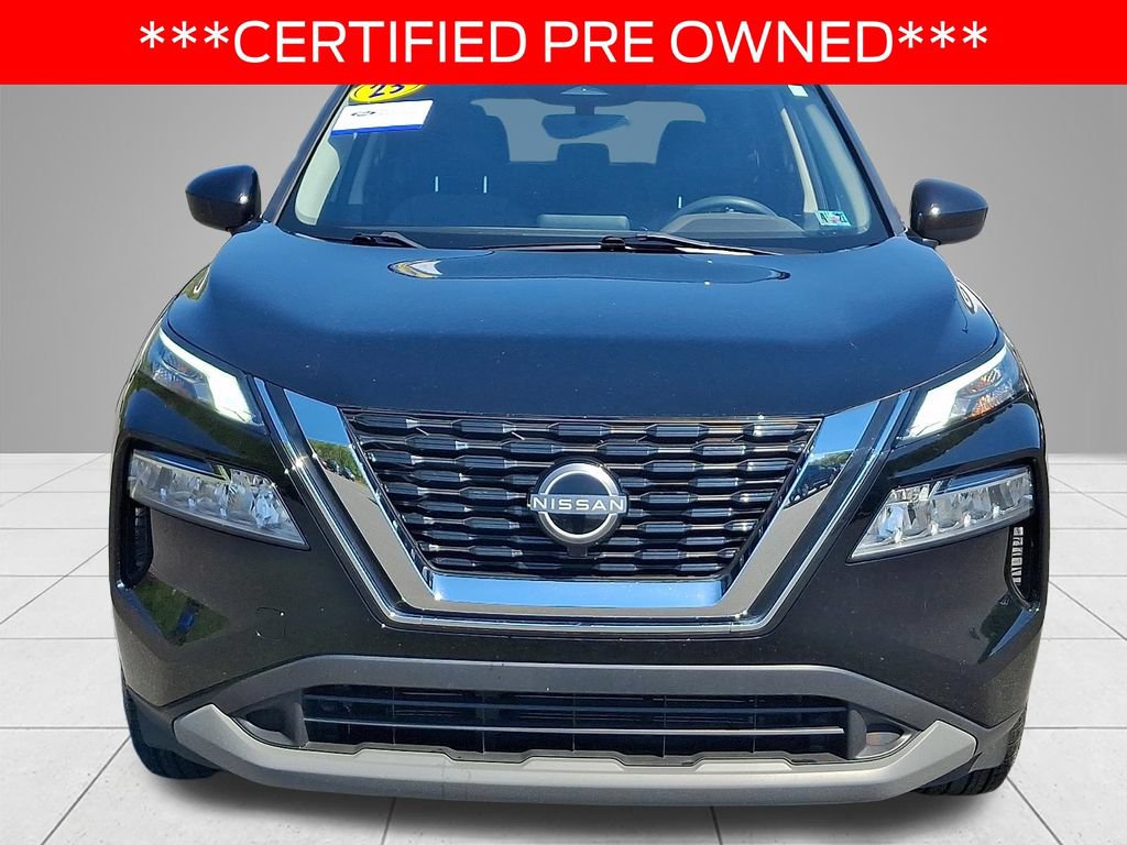 Used 2023 Nissan Rogue SV AWD/4WD image 2