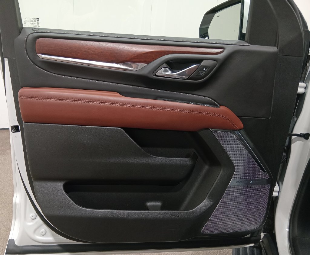Used 2023 GMC Yukon XL Denali Ultimate AWD/4WD image 19