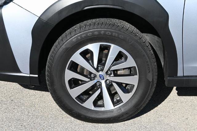 Used 2023 Subaru Outback Premium image 14