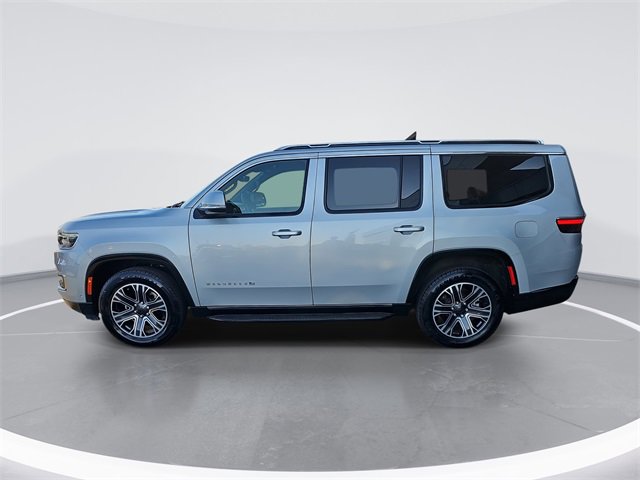 Used 2022 Jeep Wagoneer Series III w/ Flexible Seating Group image 2