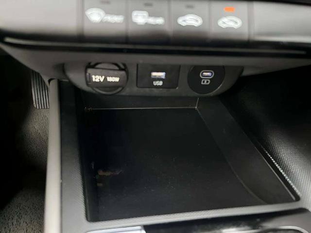 Used 2024 Hyundai Elantra SEL FWD image 27