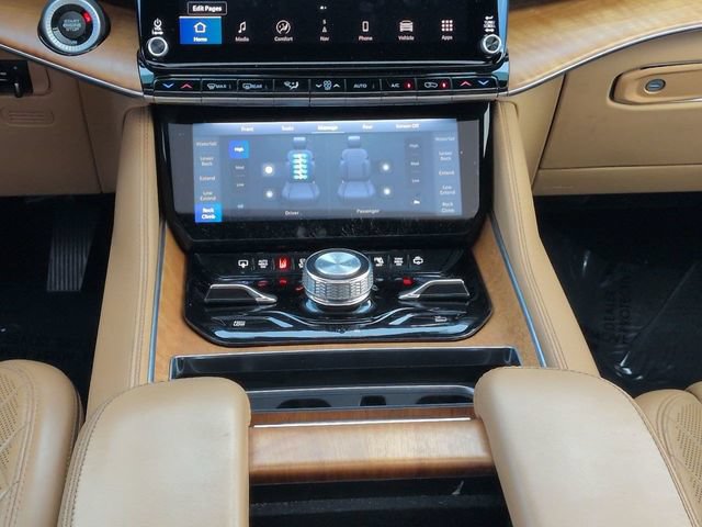 Used 2022 Jeep Grand Wagoneer Series III w/ Rear Seat Video Group 1 AWD/4WD image 20