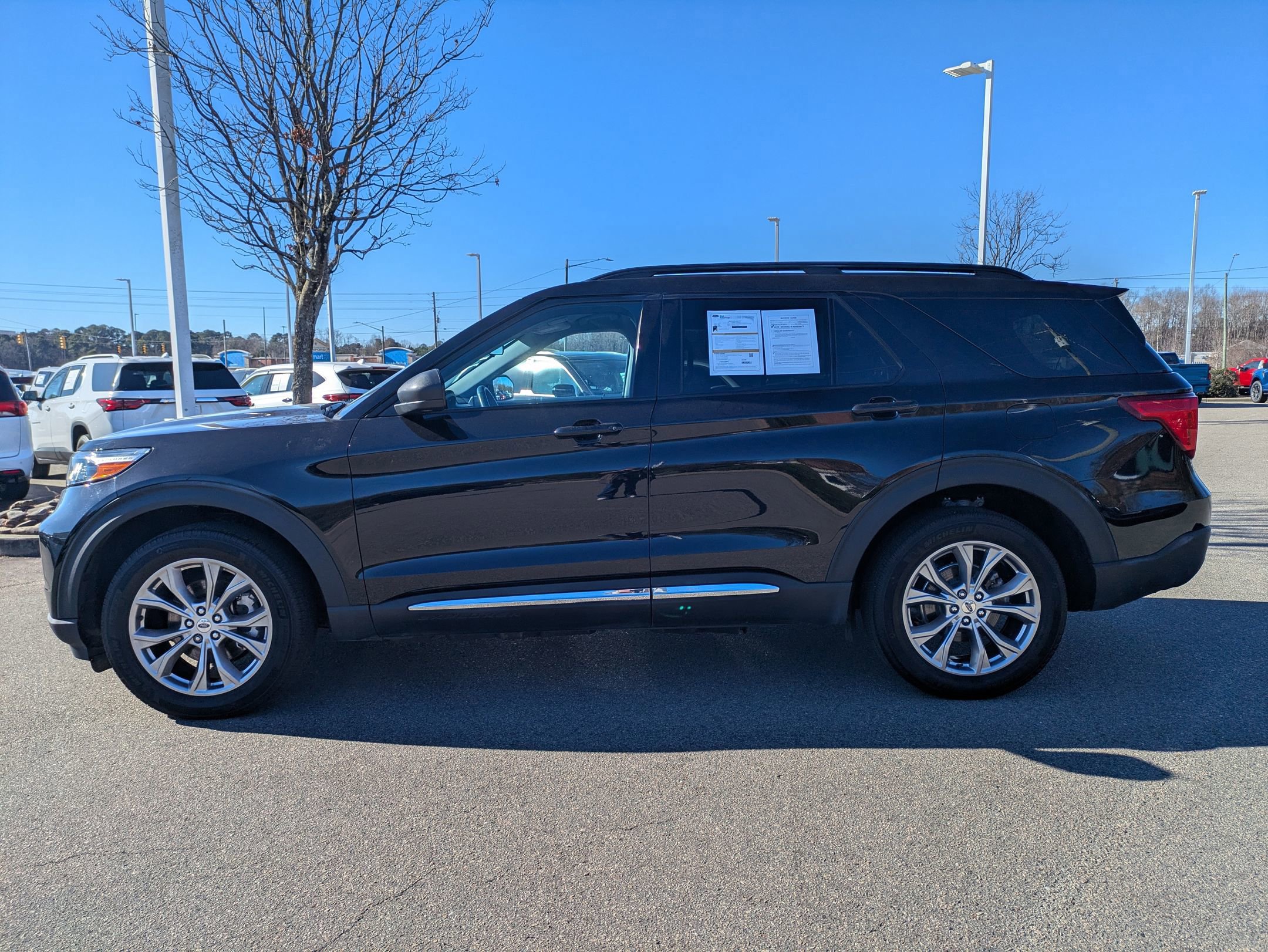 Certified 2023 Ford Explorer XLT w/ Equipment Group 202A image 2