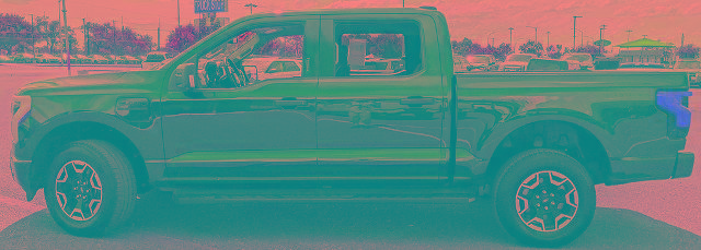 Certified 2023 Ford F150 Lightning XLT AWD/4WD image 5