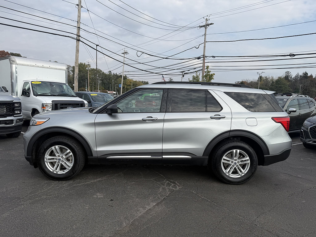 Certified 2023 Ford Explorer XLT AWD/4WD image 2
