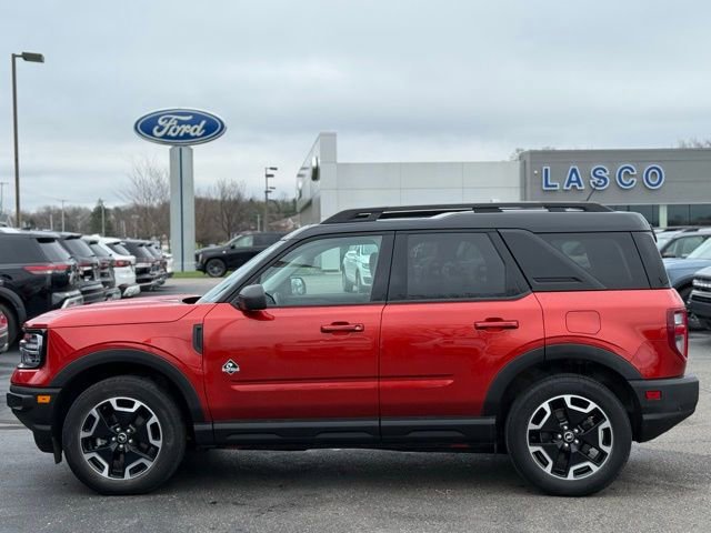 Certified 2024 Ford Bronco Sport Outer Banks w/ Tech Package AWD/4WD image 4
