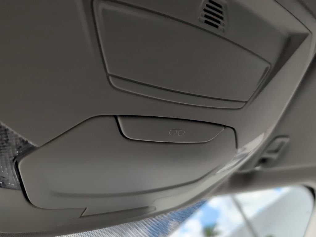 Certified 2018 Ford Escape SEL FWD image 21