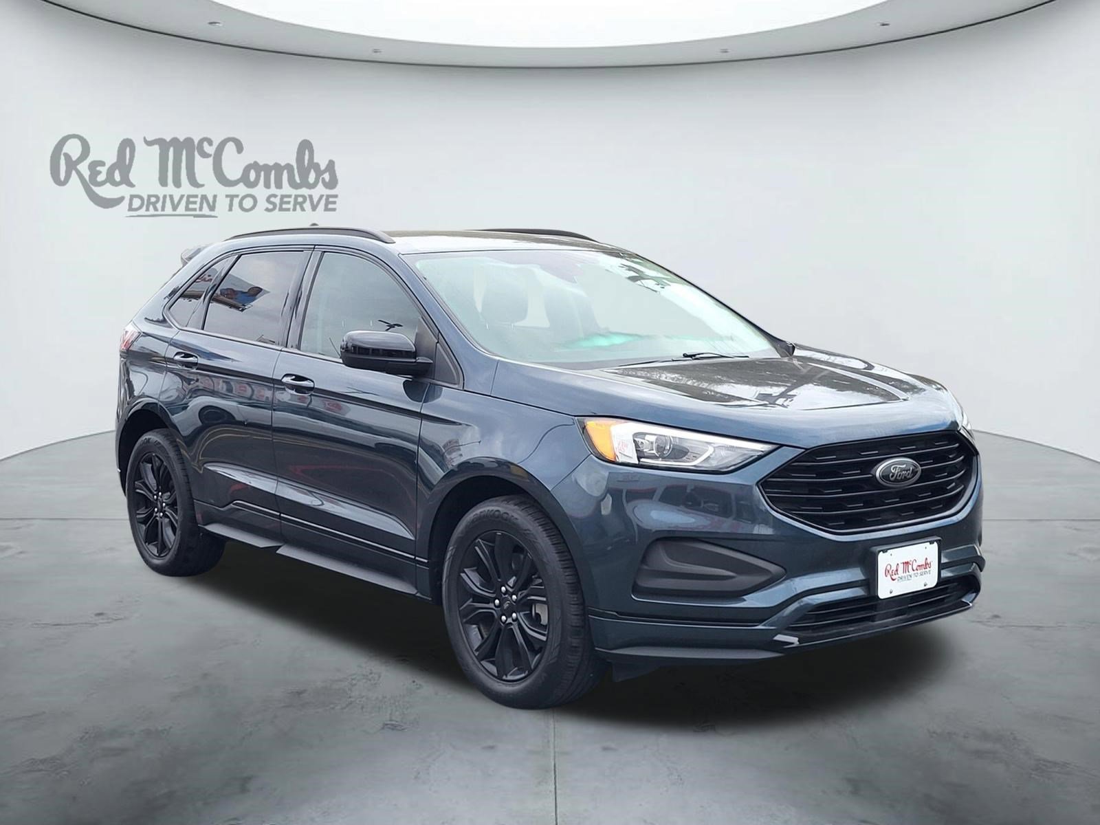 Certified 2022 Ford Edge SE w/ Black Appearance Package