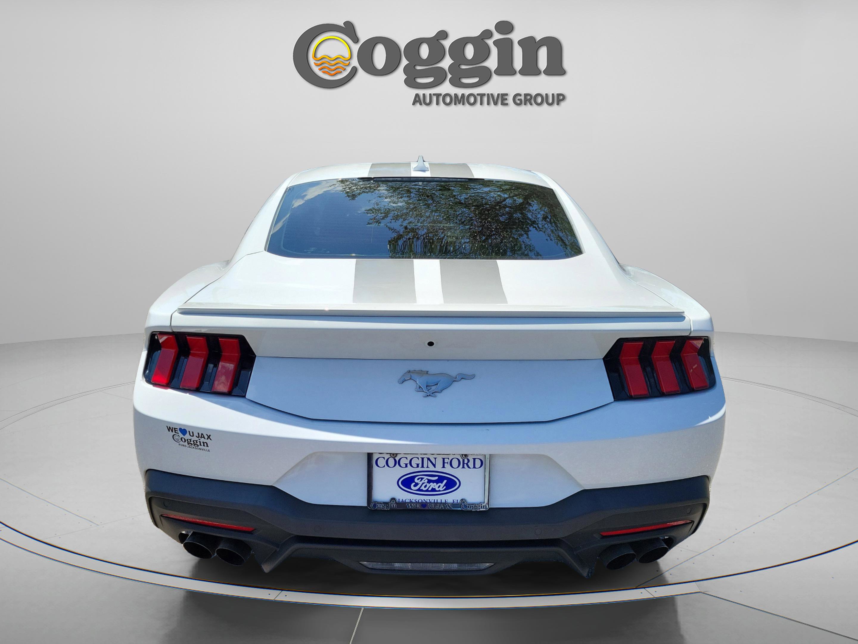 Certified 2024 Ford Mustang Premium RWD image 3