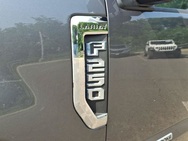 Certified 2022 Ford F250 Lariat w/ Chrome Package AWD/4WD image 28