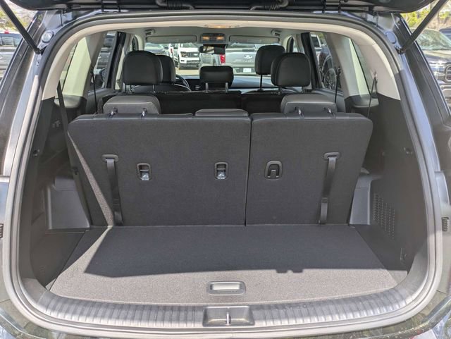 Used 2025 Kia Telluride LX image 7