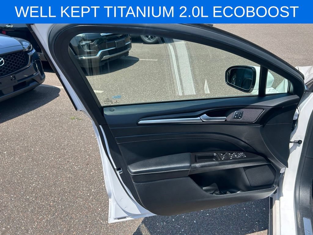 Certified 2017 Ford Fusion Titanium AWD/4WD image 10
