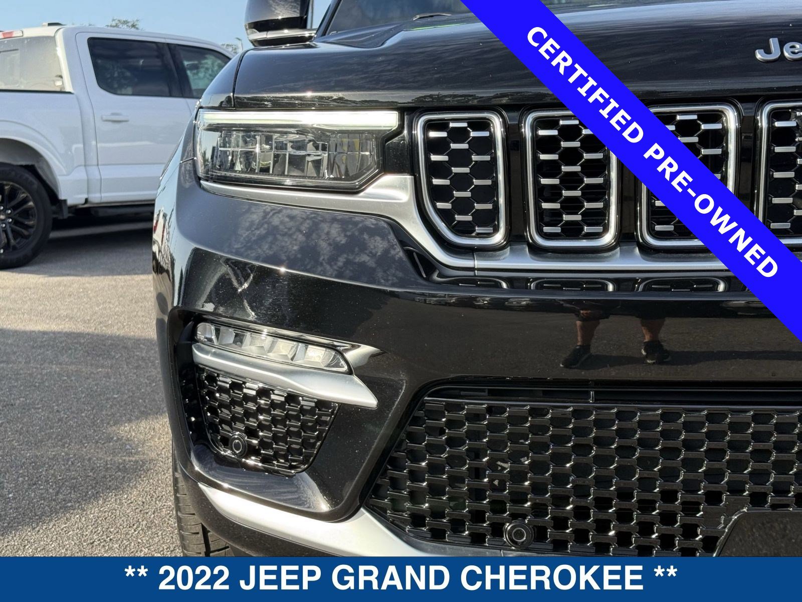 Used 2022 Jeep Grand Cherokee Summit image 9