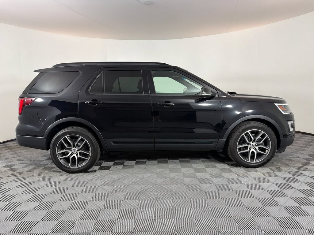 Certified 2017 Ford Explorer Sport w/ Equipment Group 401A AWD/4WD image 2