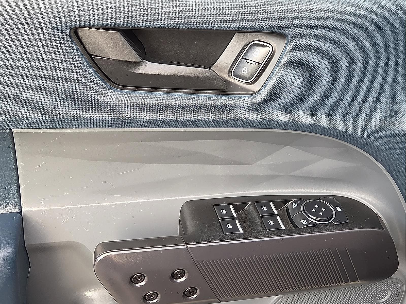 Certified 2024 Ford Maverick Tremor w/ Tremor Off-Road Package image 13