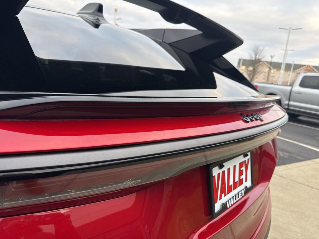 Used 2024 Jeep Wagoneer Launch Edition image 16