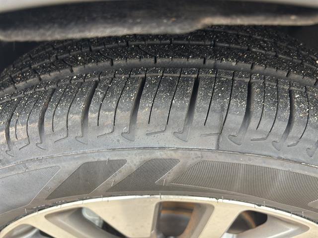 Certified 2022 Ford Escape Titanium w/ Class II Trailer Tow Package image 10