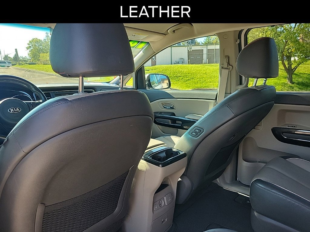 Used 2018 Kia Sedona SX FWD image 14