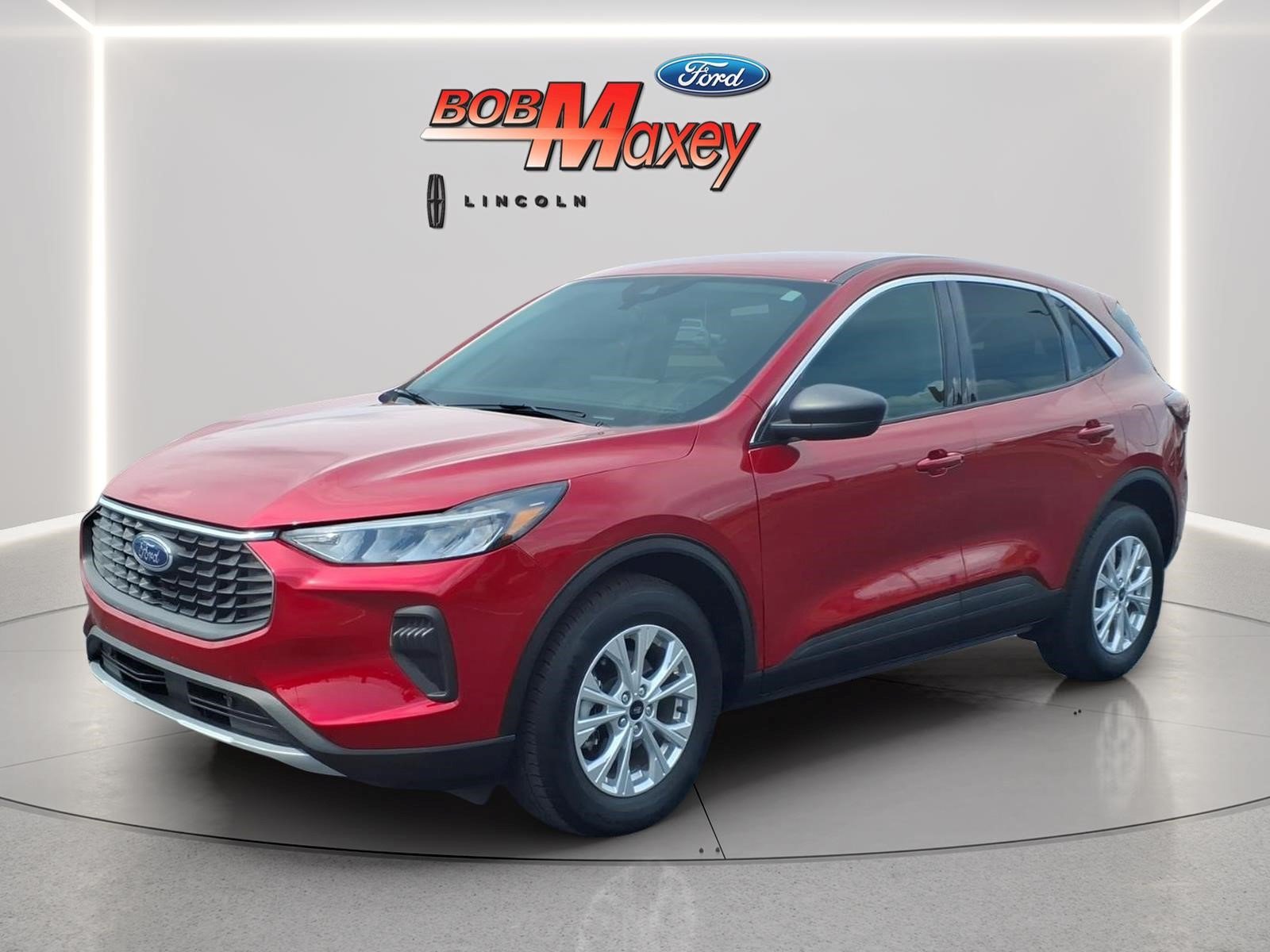 Certified 2023 Ford Escape Active w/ Tech Pack #1 AWD/4WD image 1