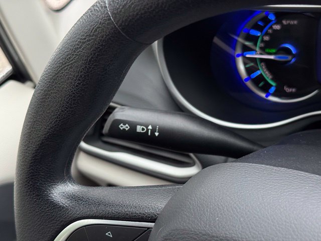 Used 2019 Chrysler Pacifica Touring Plus FWD image 29