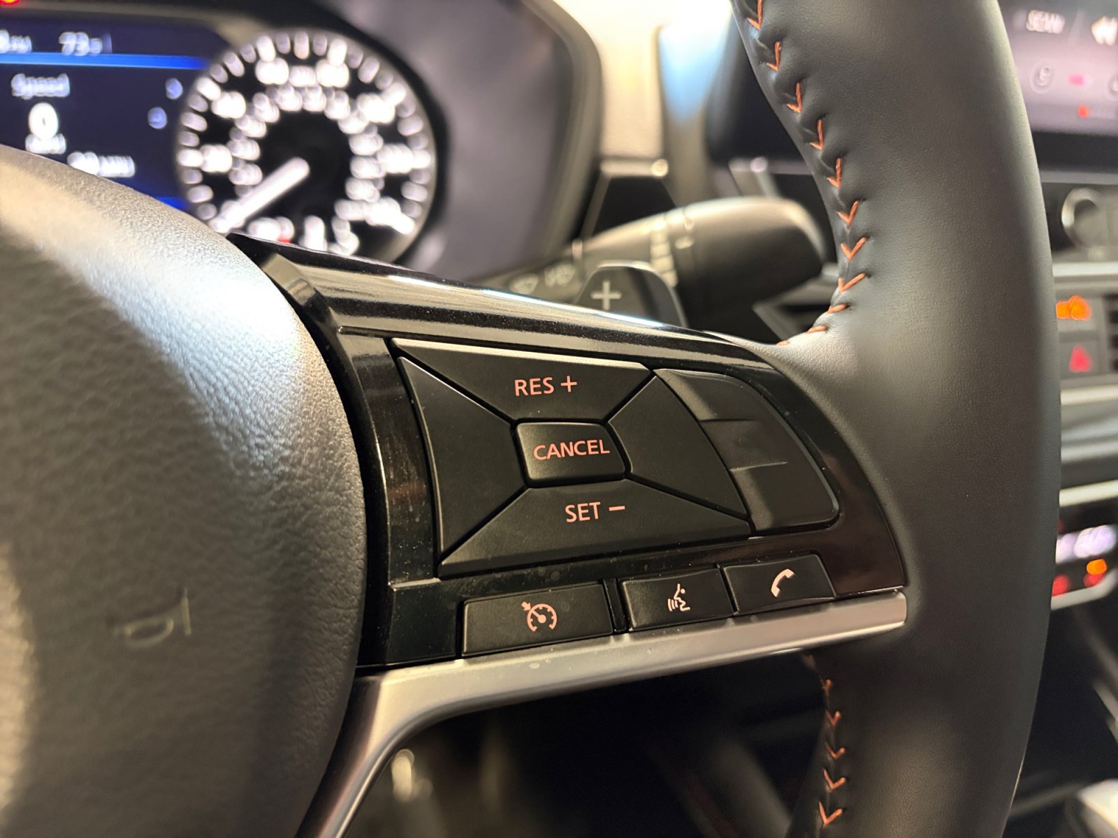 Used 2025 Nissan Altima 2.5 SR w/ SR Premium Package FWD image 19