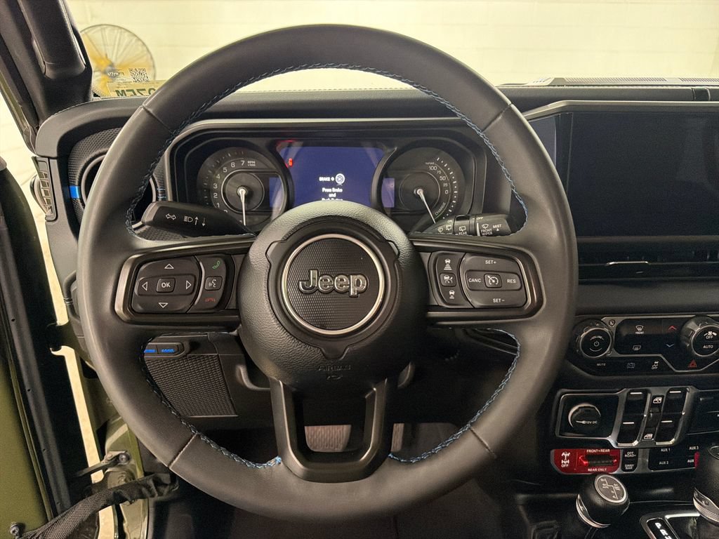 Used 2024 Jeep Wrangler Unlimited Rubicon 4xe AWD/4WD image 18