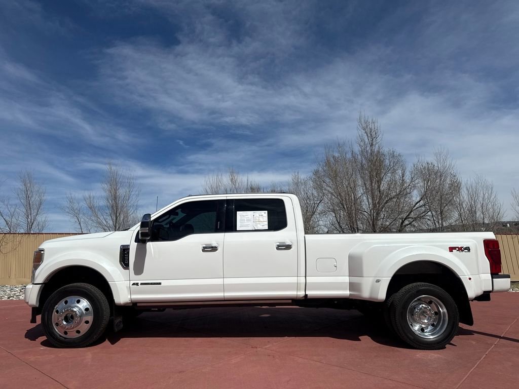 Certified 2022 Ford F450 Platinum w/ FX4 Off-Road Package image 2