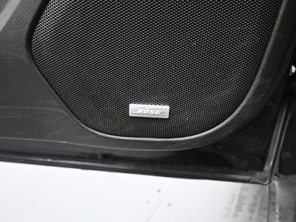 Used 2017 GMC Acadia SLT image 39