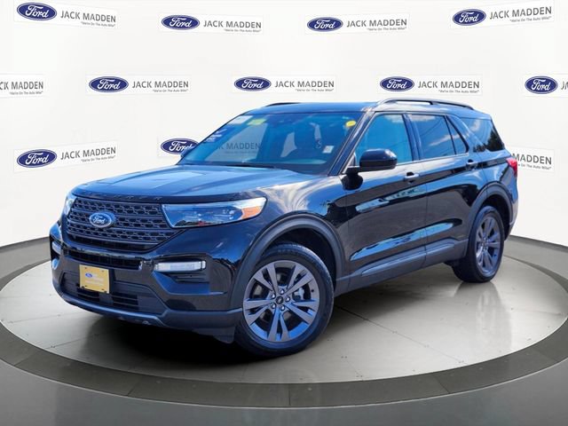 Certified 2023 Ford Explorer XLT w/ Equipment Group 202A