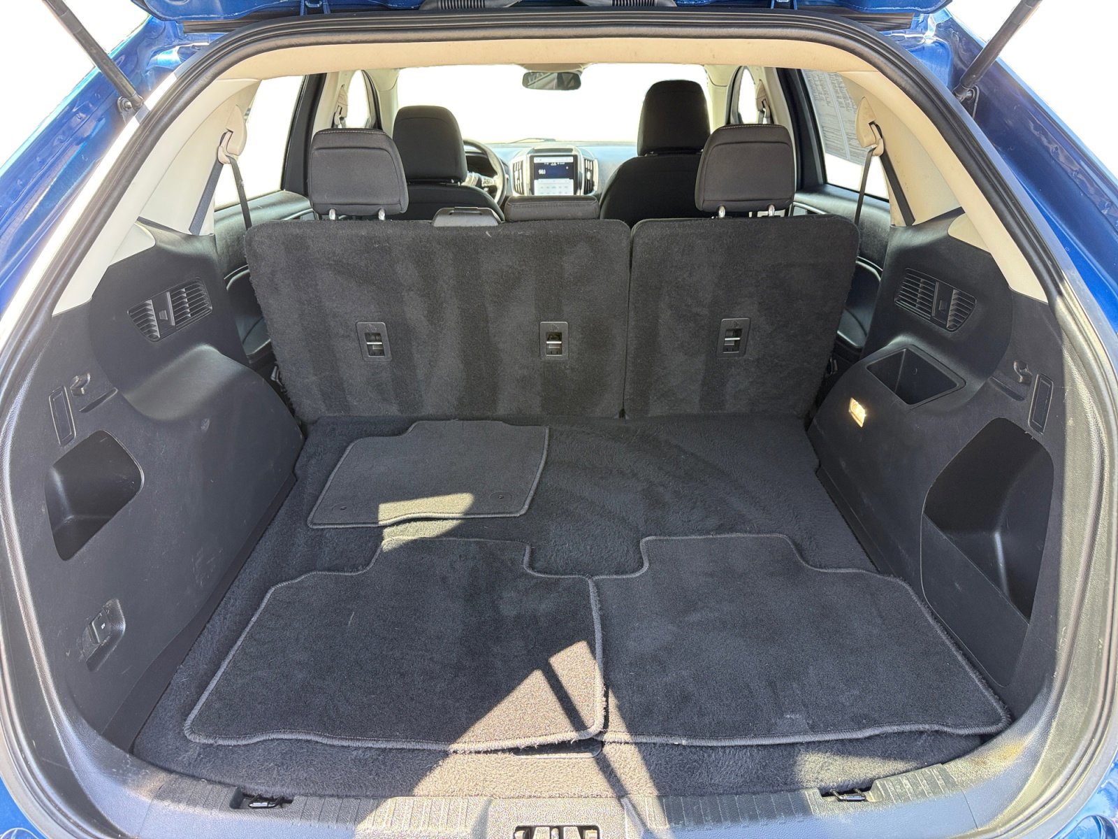 Certified 2024 Ford Edge SE w/ Black Appearance Package image 17