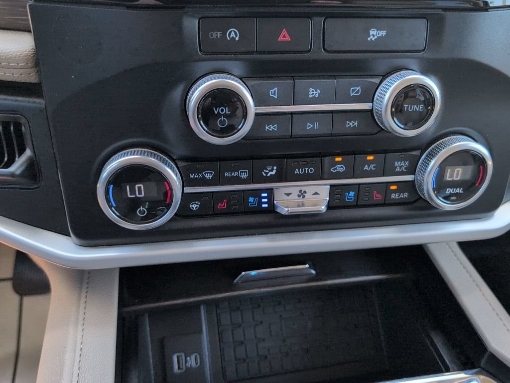 Certified 2024 Ford Expedition Max Limited AWD/4WD image 19