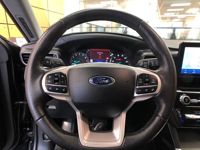 Certified 2021 Ford Explorer Limited w/ Hybrid Equipment Group 310A AWD/4WD image 13