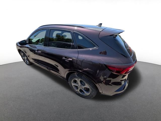 Certified 2023 Ford Escape ST-Line w/ Tech Pack #1 AWD/4WD image 2