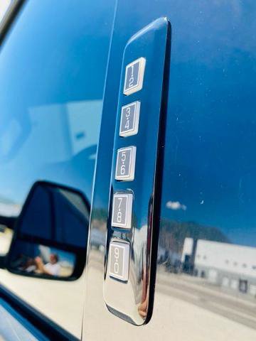 Certified 2022 Ford F250 Lariat AWD/4WD image 10