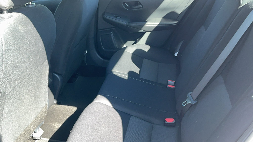 Used 2024 Nissan Sentra SV FWD image 17